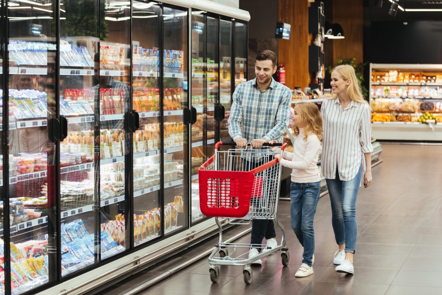 Why High-Quality Refrigeration Case Parts Are Essential for Supermarkets