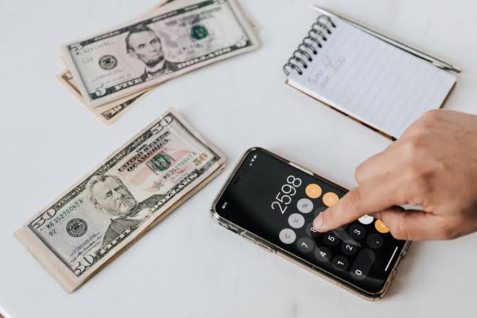 What Is a Sinking Fund and Could It Make Your Budget Easier?